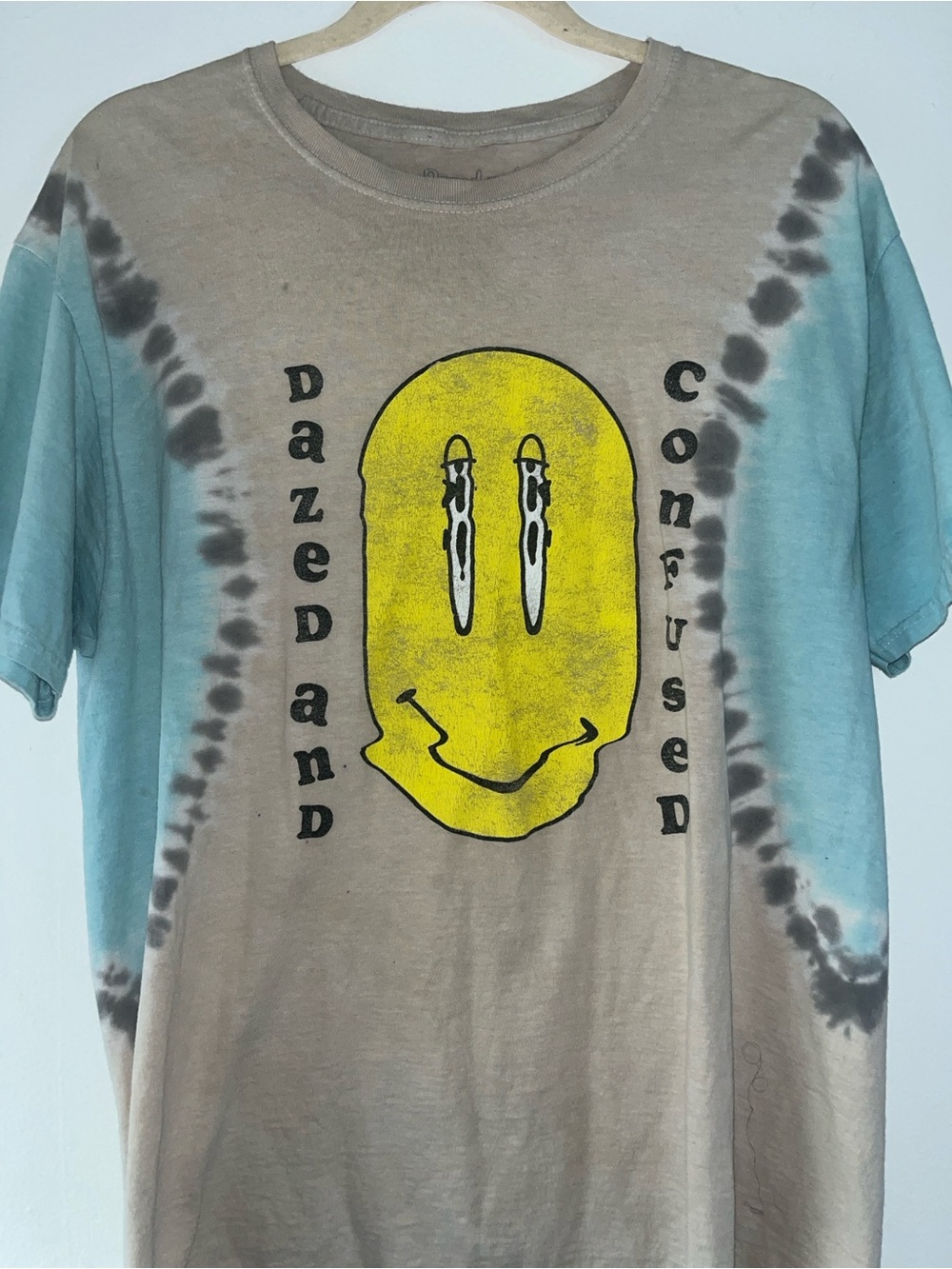 Dazed and Confused Grey Tie-Dye Short Sleeve Tee with Yellow Smiley